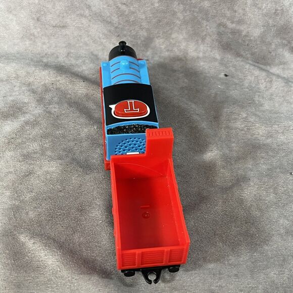 Thomas & Friends Motorized Trackmaster Lightup & Sounds Thomas 2019 Mattel - Picture 4 of 5